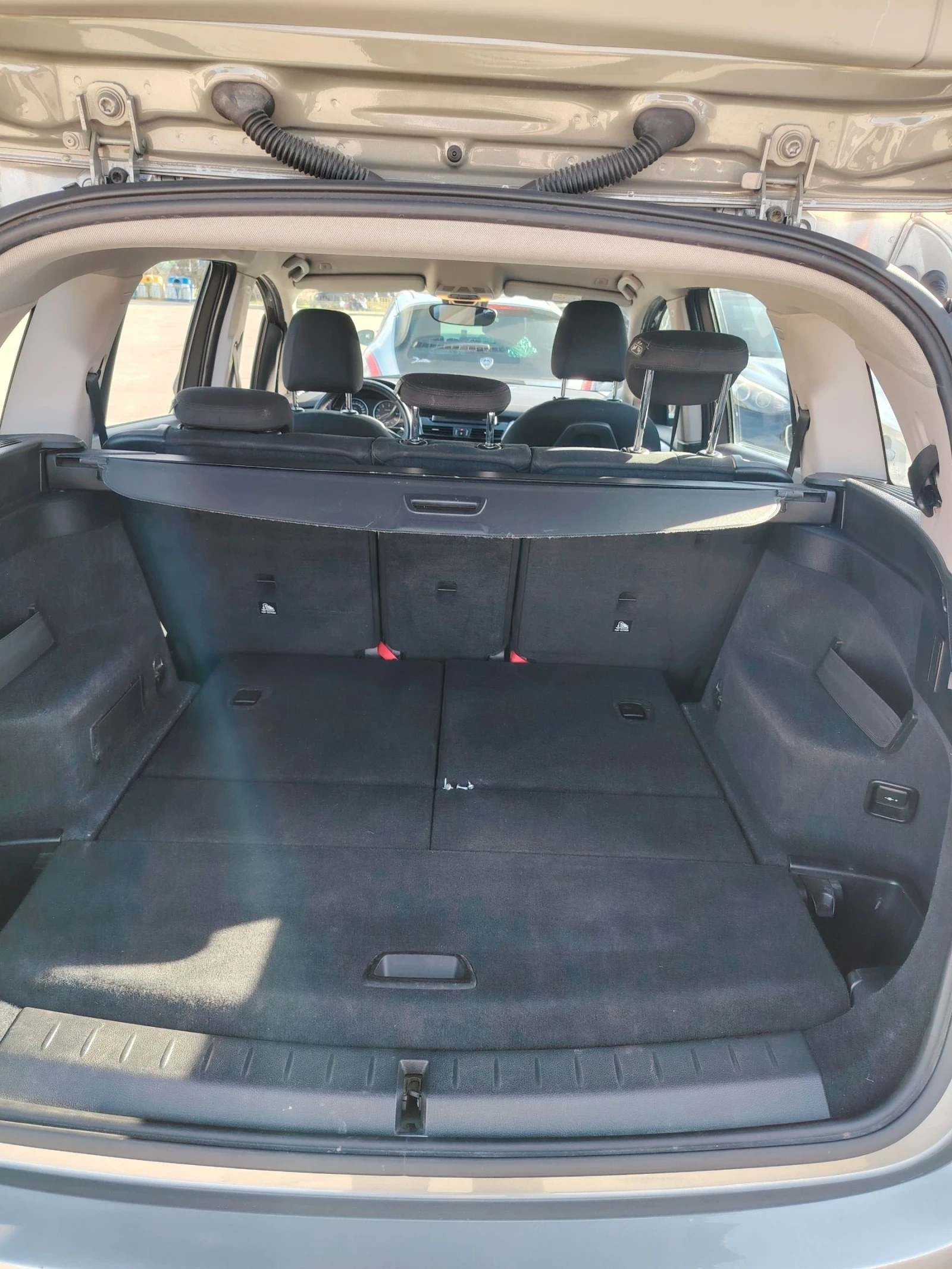 BMW 2 Gran Tourer 2.0d 150ks, снимка 13 - Автомобили и джипове - 54116037