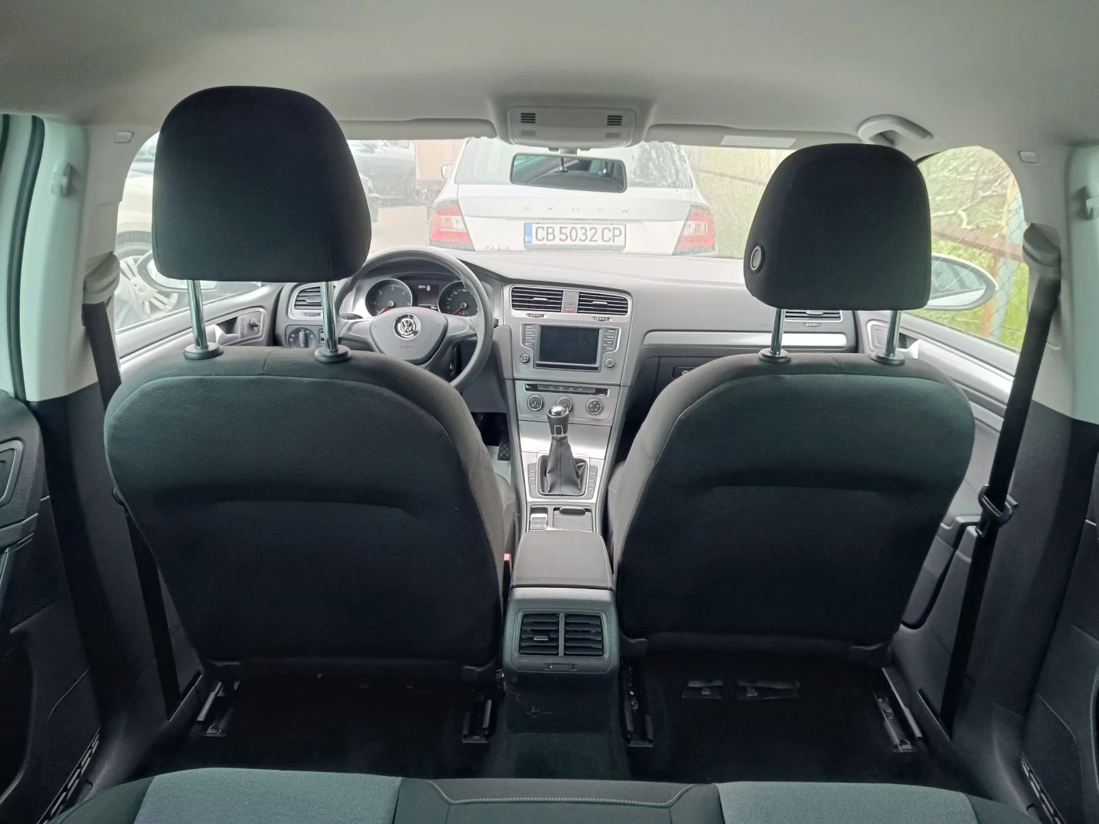 VW Golf 1.6tdi, снимка 11 - Автомобили и джипове - 54128056