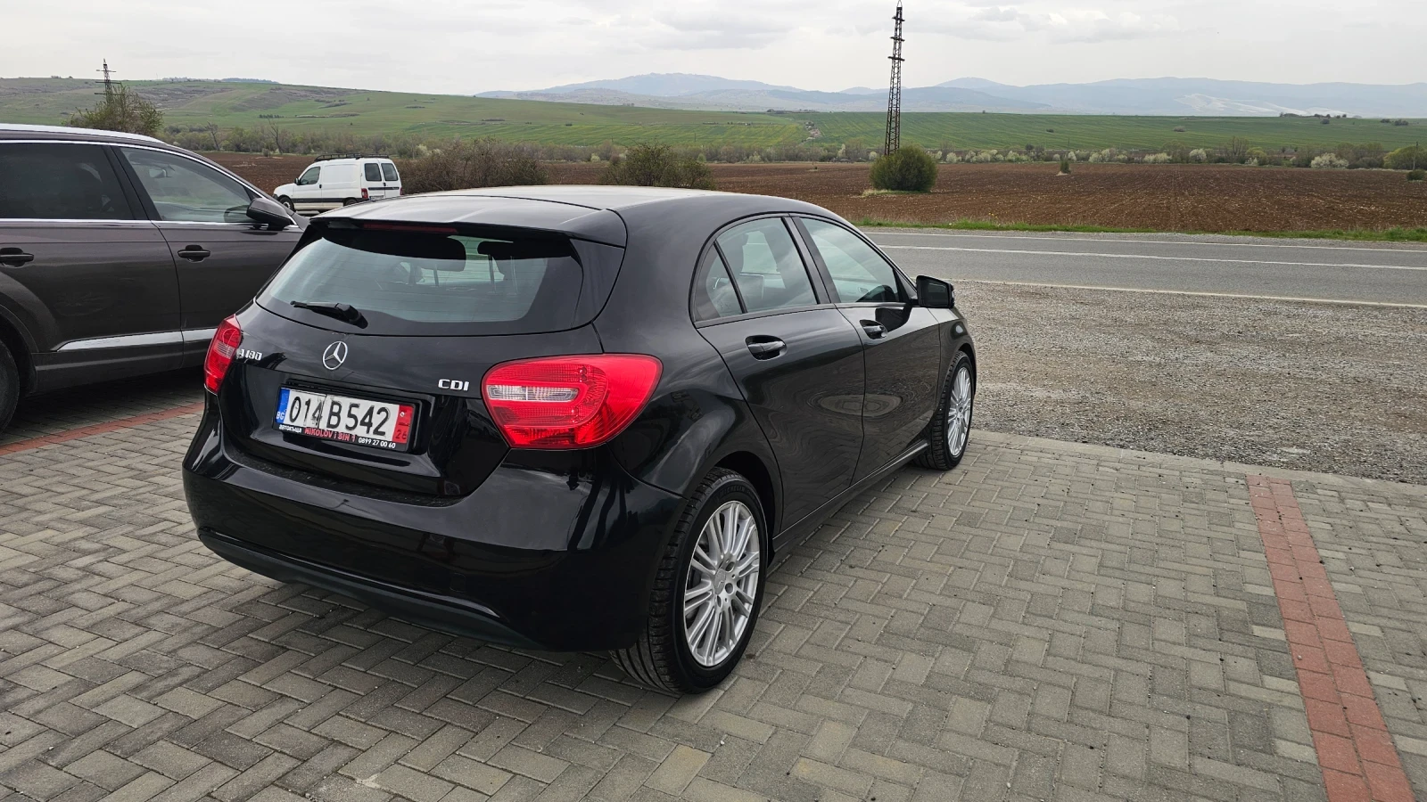 Mercedes-Benz A 180 EVRO-6<>NAVI, снимка 3 - Автомобили и джипове - 54205910