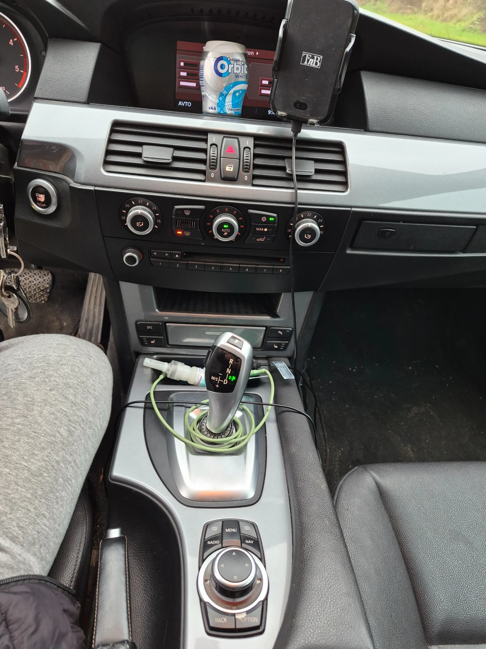 BMW 520, снимка 5 - Автомобили и джипове - 54393165