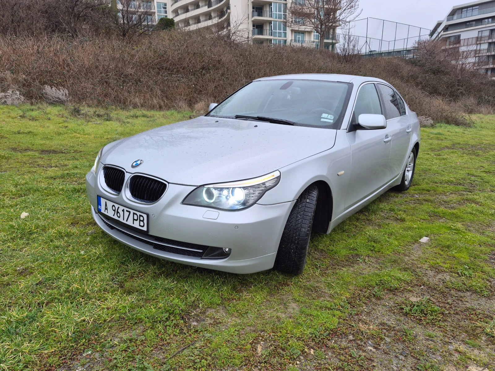 BMW 520, снимка 13 - Автомобили и джипове - 54393165