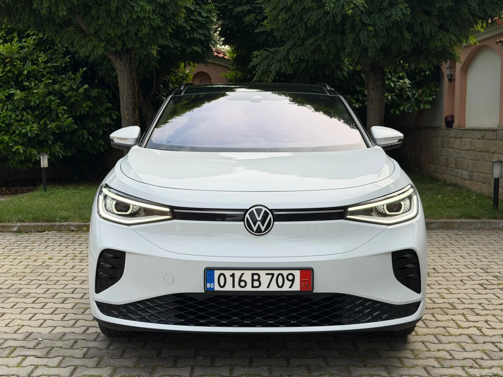VW ID.4 GTX/Пано/360кам/Термоп/SportSeats/93хкм/НАЛИЧНА, снимка 2 - Автомобили и джипове - 54965104