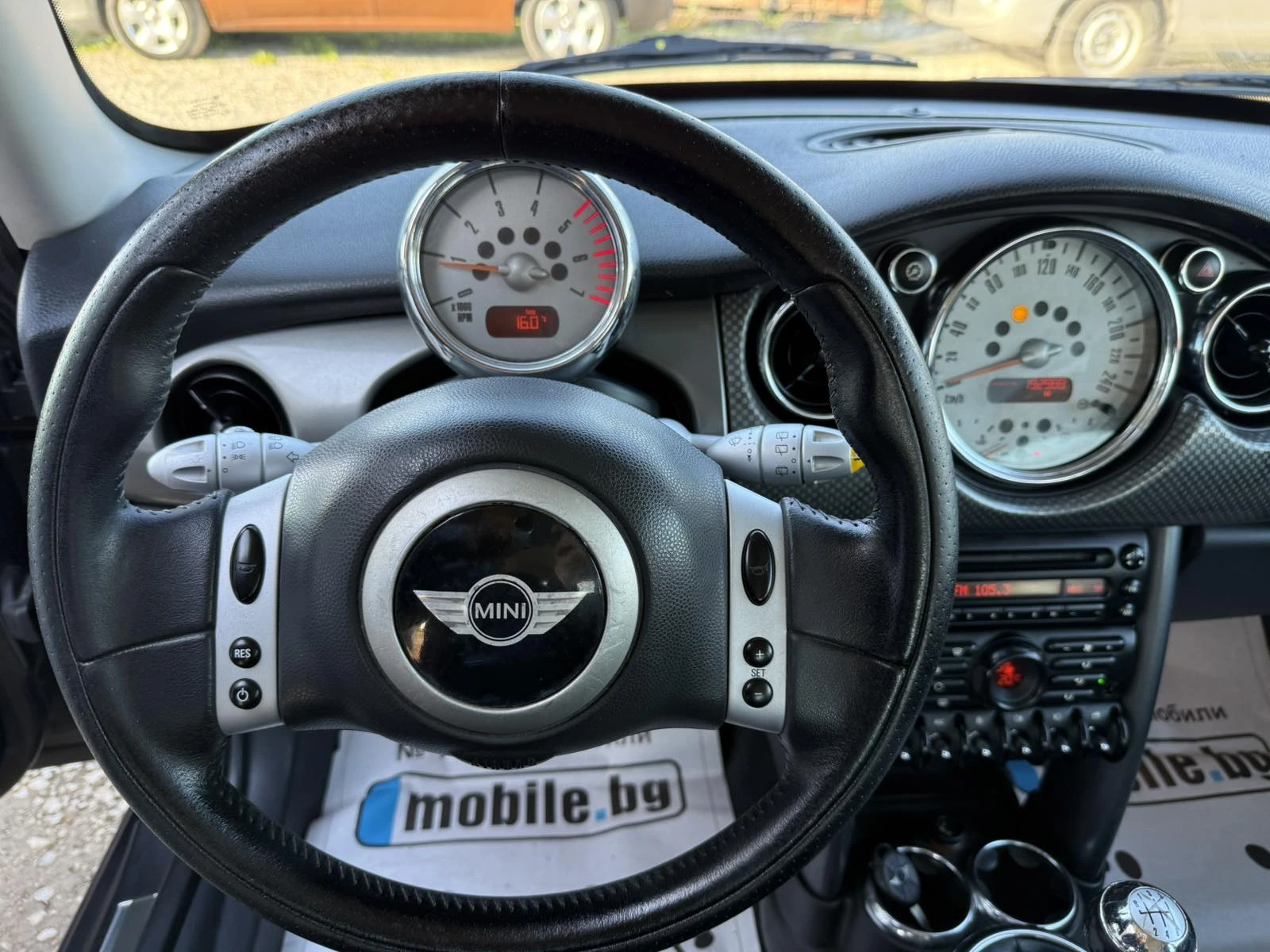 Mini Cooper 1.4D4D ParkLane КОЖА 90кс 6ск, снимка 9 - Автомобили и джипове - 54299460
