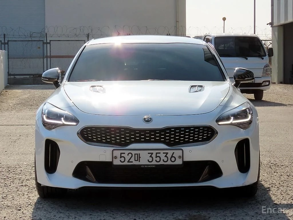 Kia Stinger GT* 3.3* TURBO* �������* ���������* ������* ������ | Mobile.bg � ����������� 3