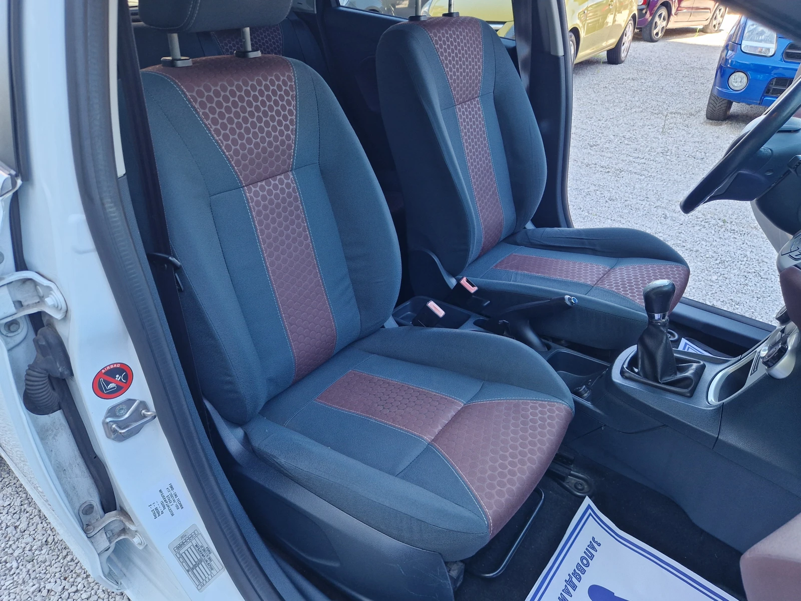 Ford Fiesta 1.4 GPL/TITANIUM, снимка 13 - Автомобили и джипове - 54456511