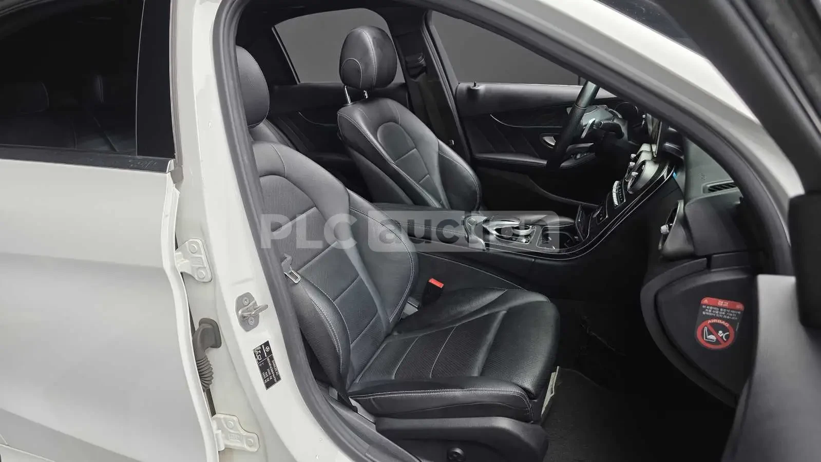 Mercedes-Benz C 200 4MATIC HEAD UP#УНИКАТ# !FULL! PANO, снимка 10 - Автомобили и джипове - 55089053