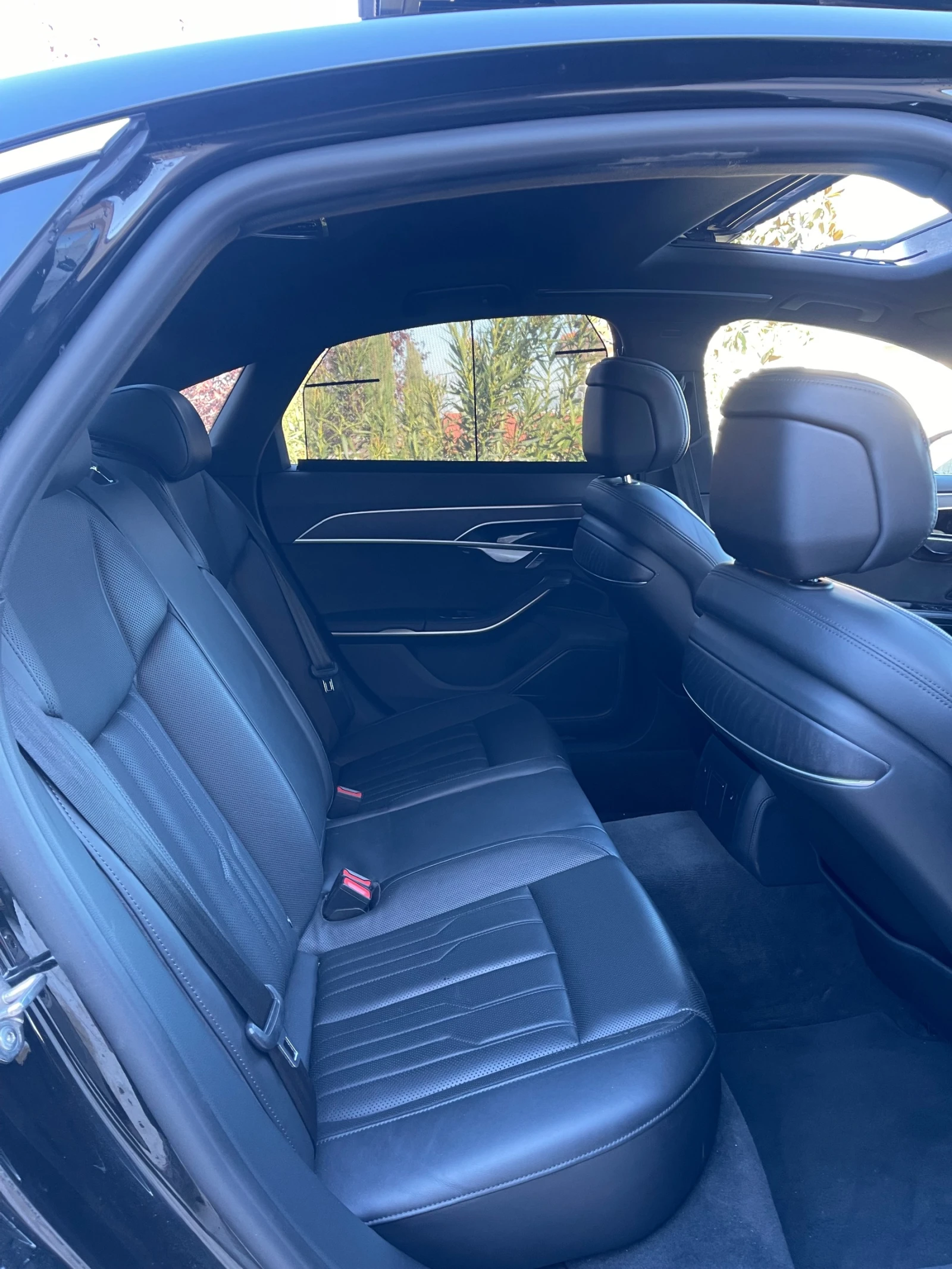 Audi A8 mild hybrid, снимка 5 - Автомобили и джипове - 55189716