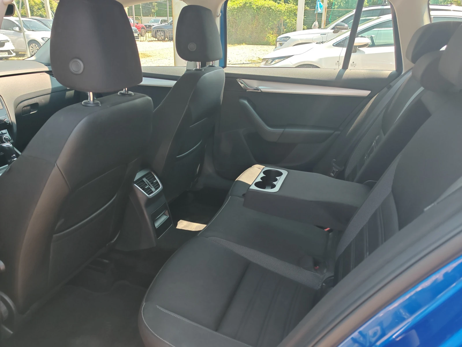 Skoda Octavia 1.5TSI DSG | Mobile.bg � ����������� 9