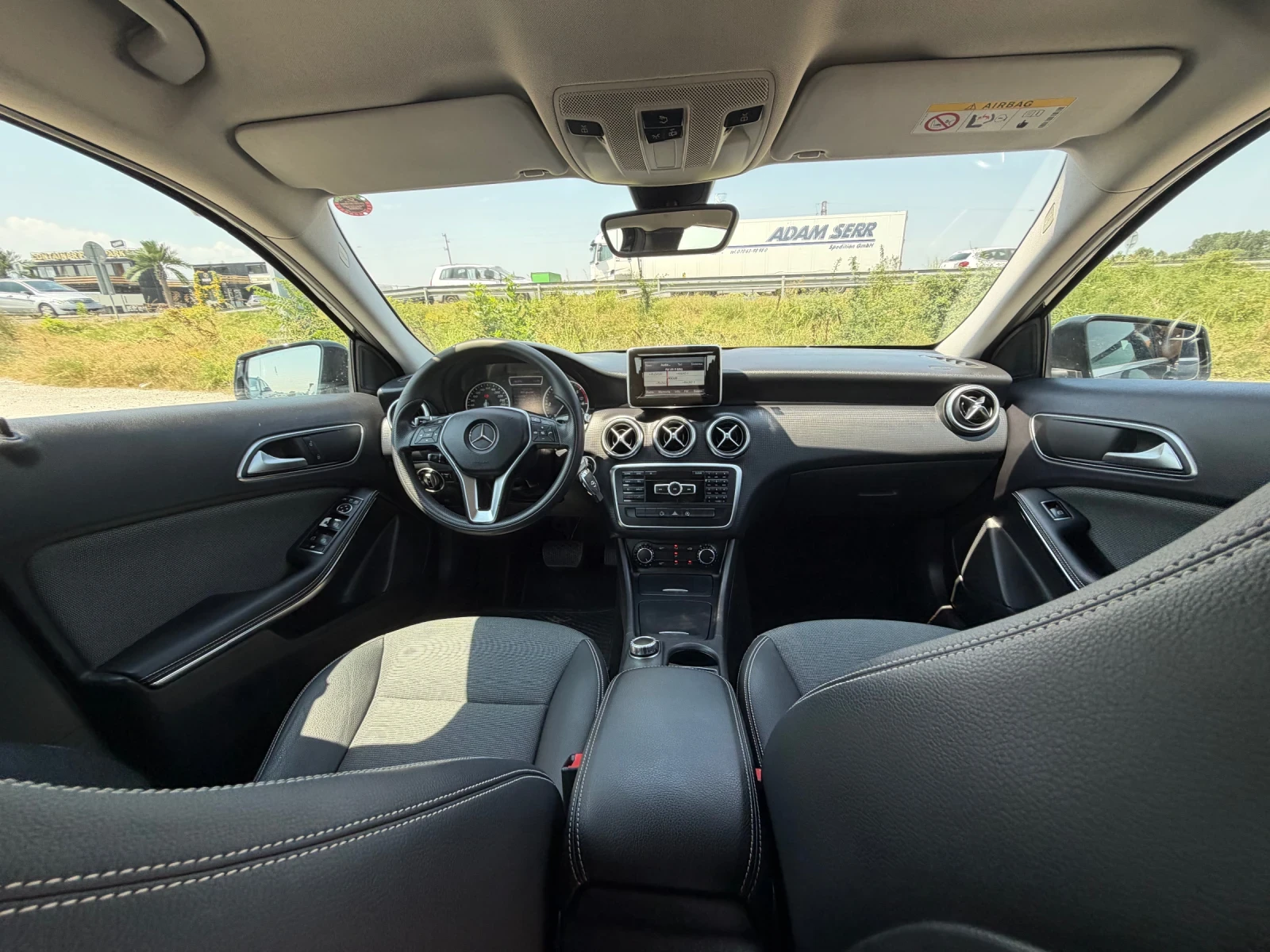 Mercedes-Benz A 180 (Като Нова), снимка 10 - Автомобили и джипове - 55388708
