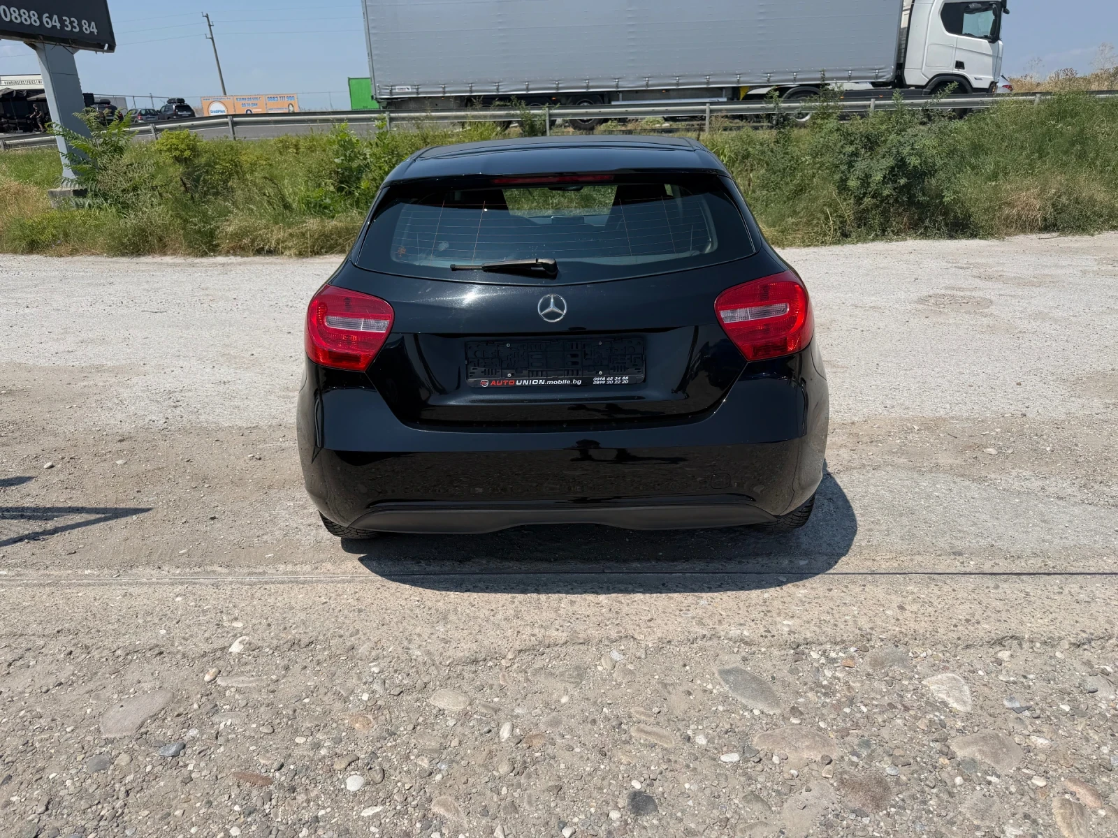 Mercedes-Benz A 180 (Като Нова), снимка 6 - Автомобили и джипове - 55388708