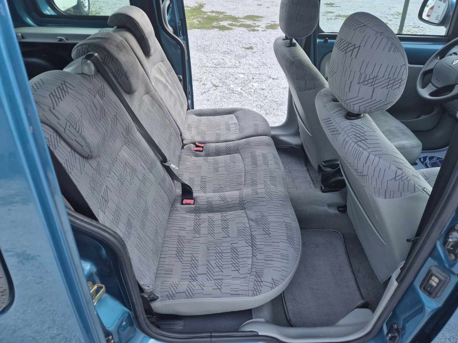 Renault Kangoo 1.5дизел 85к.с, снимка 9 - Автомобили и джипове - 56134150