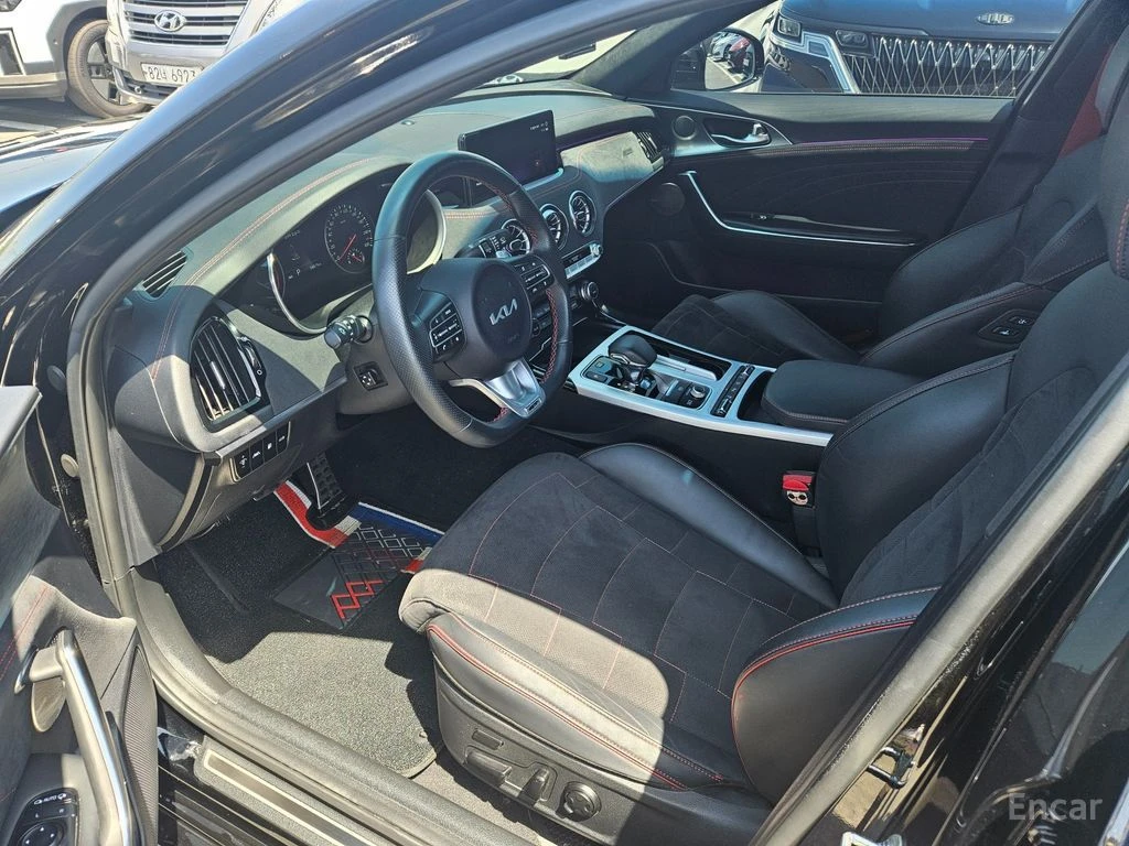 Kia Stinger * 3.3 GT* ������������* ��������!���������* ������ | Mobile.bg � ����������� 10