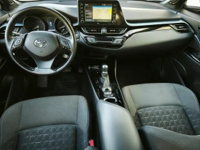 Toyota C-HR 1.2i /4x4/FACELIFT/Гаранция/, снимка 12