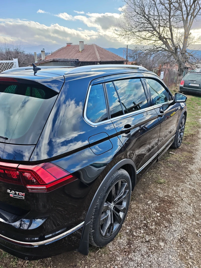 VW Tiguan R-LINE, снимка 4 - Автомобили и джипове - 53050937
