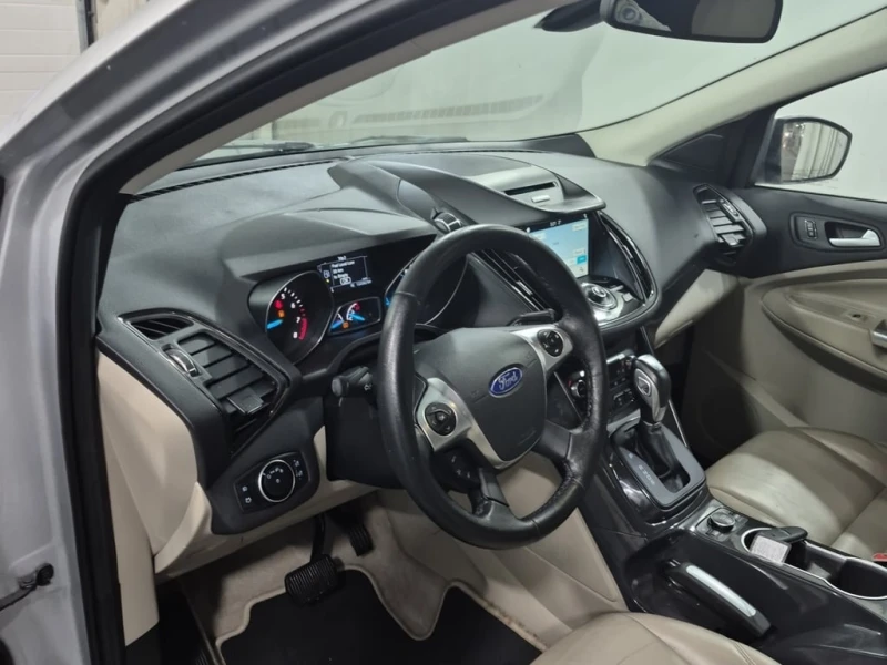 Ford Escape * TITANIUM * CARFAX * БЕЗ ПЪРВОНАЧАЛНА ВНОСКА, снимка 8 - Автомобили и джипове - 53145607