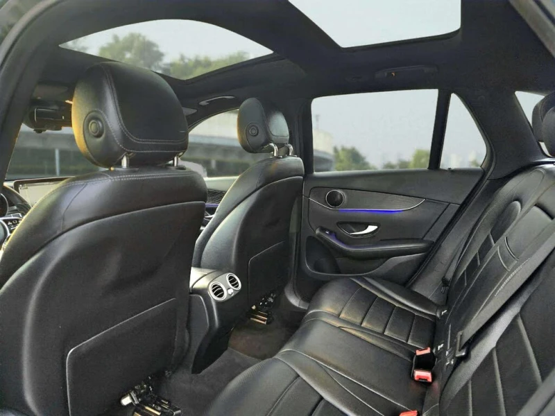 Mercedes-Benz GLC 300 300 4MATIC * CARFAX * АвтоКредит* (ЦЕНА ДО БГ), снимка 11 - Автомобили и джипове - 53262896