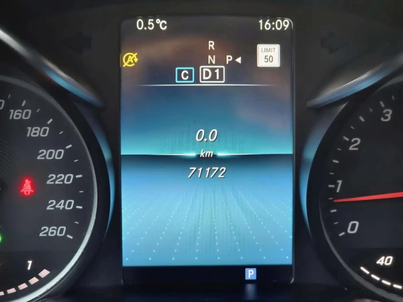 Mercedes-Benz GLC 300 300 4MATIC * CARFAX * АвтоКредит* (ЦЕНА ДО БГ), снимка 16 - Автомобили и джипове - 53262896