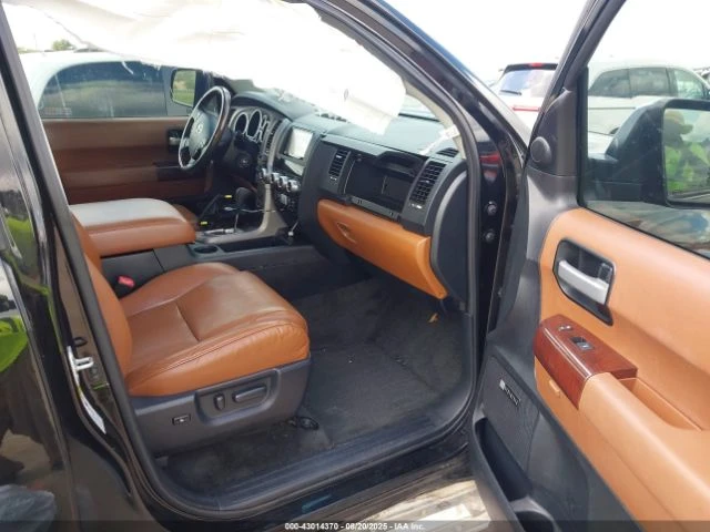 Toyota Sequoia PLATINUM/AWD/CARAMEL - изображение 5