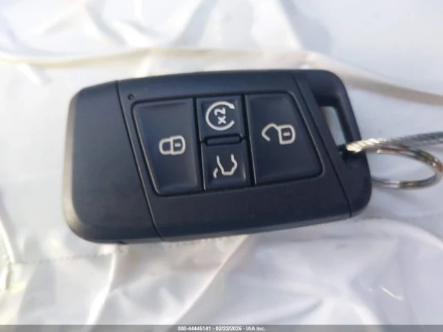 VW Tiguan 2.0T SE R-LINE BLACK, снимка 11 - Автомобили и джипове - 53724393