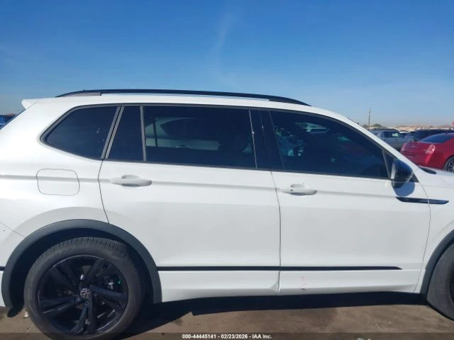 VW Tiguan 2.0T SE R-LINE BLACK, снимка 13 - Автомобили и джипове - 53724393