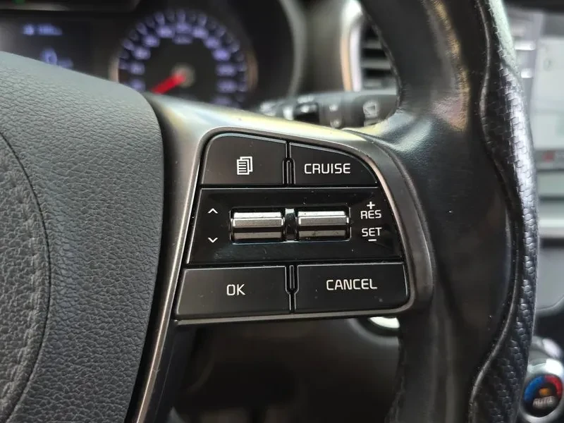 Kia Sorento 2.2 CRDI 4WD - САМО 30% АВАНС, снимка 17 - Автомобили и джипове - 56017234