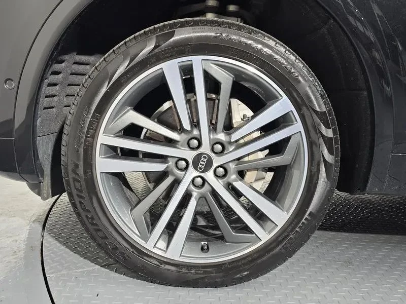 Audi Q5, снимка 5 - Автомобили и джипове - 56706938
