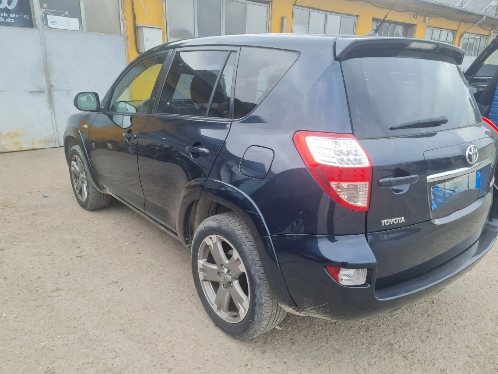 Toyota Rav4 2.2d avtomatik | Mobile.bg   13