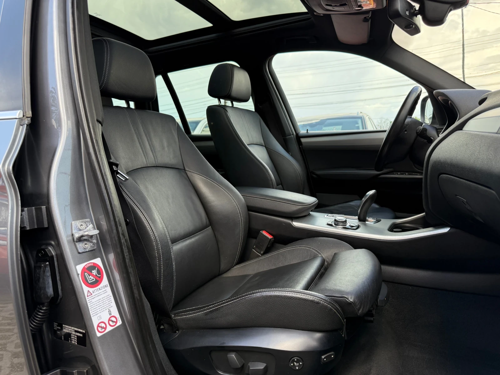 BMW X3 30d / X-drive / M-SPORT / FULL MAX - изображение 9