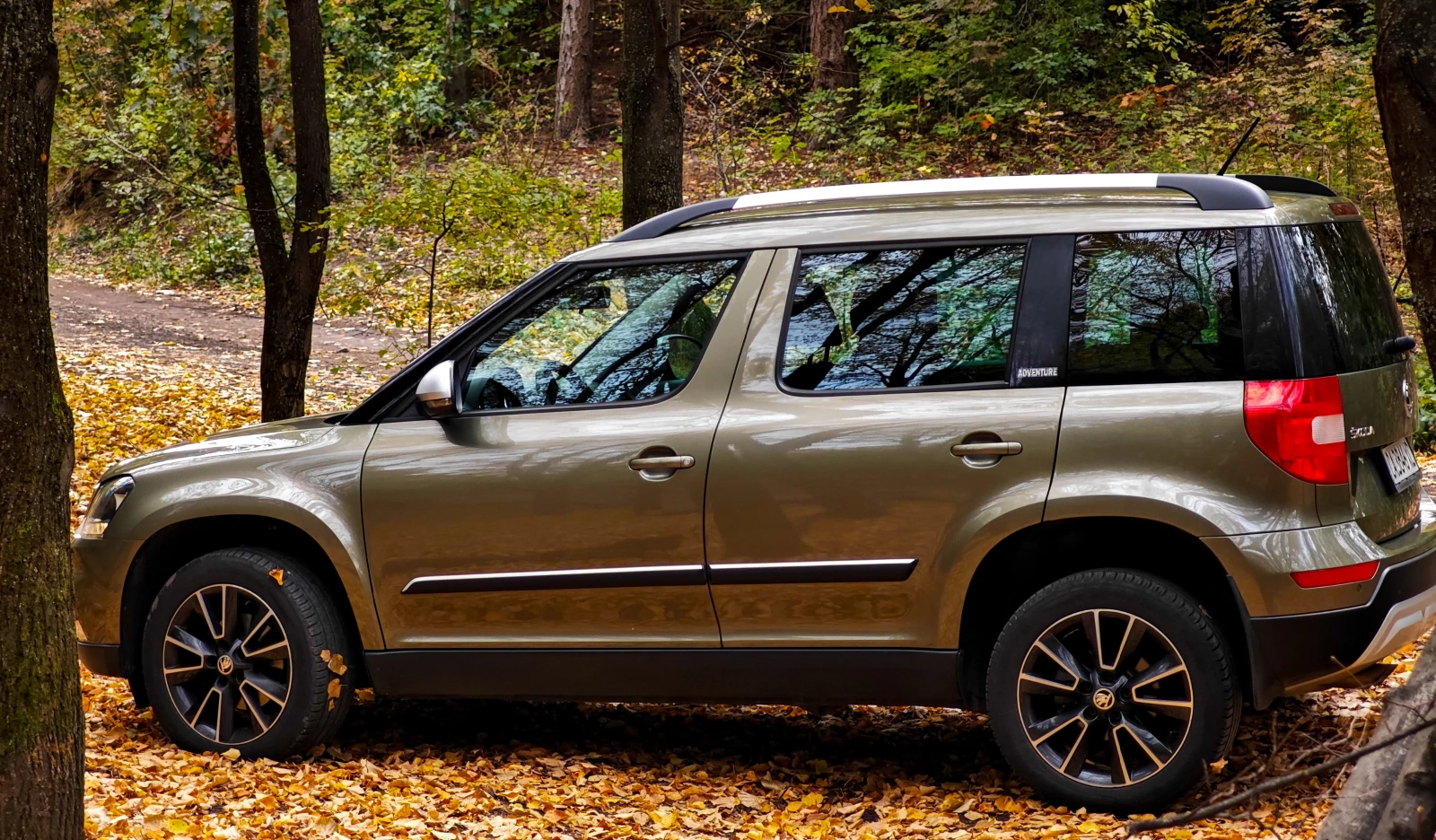 Skoda Yeti 2.0 TDI Adventure 4x4  - изображение 3