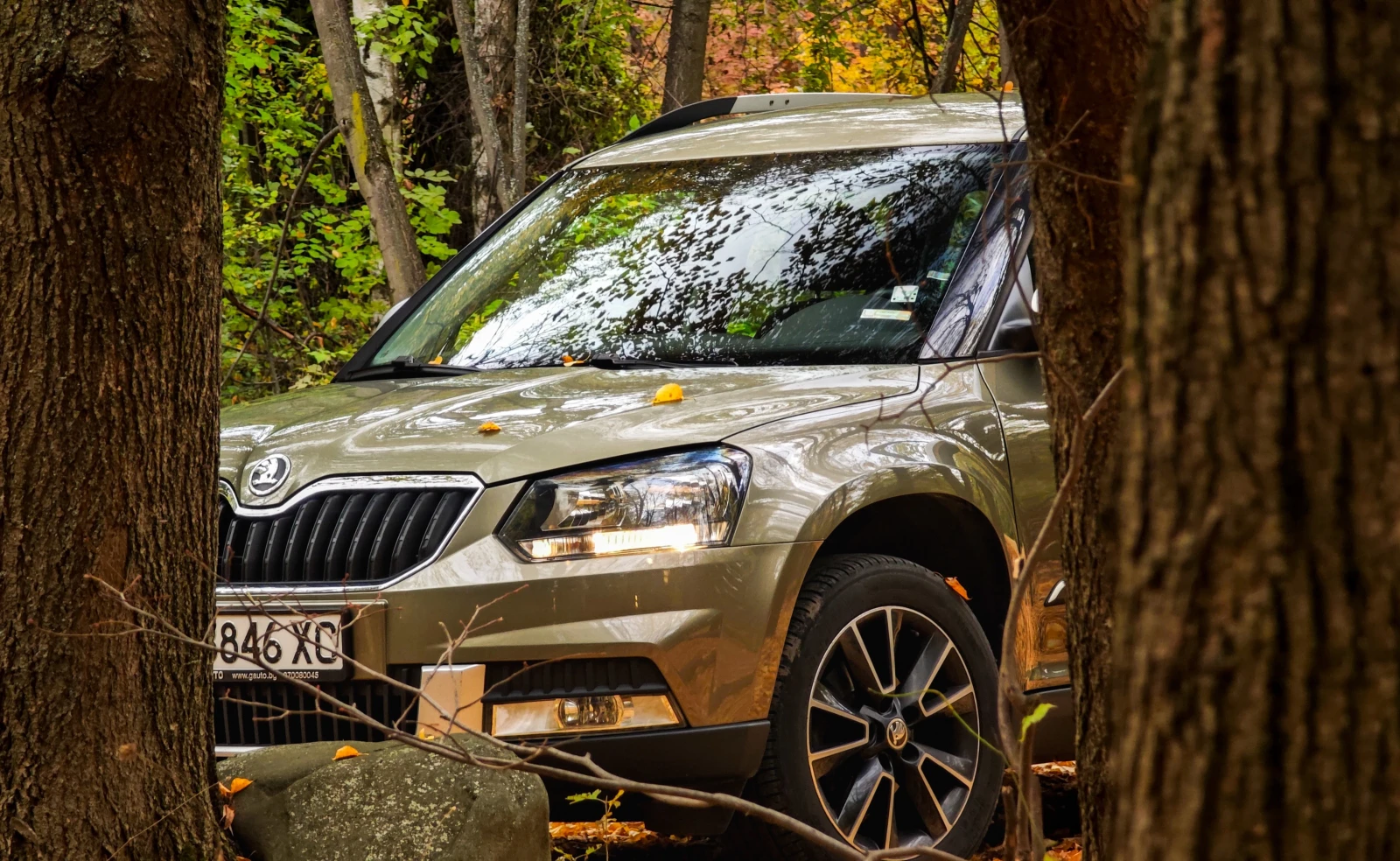 Skoda Yeti 2.0 TDI Adventure 4x4  - изображение 2