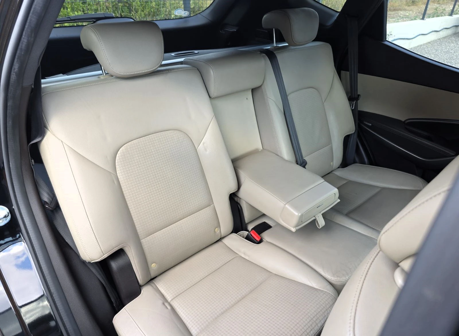 Hyundai Santa fe 2.2crdi/4WD/Automatic/Style, снимка 13 - Автомобили и джипове - 53045859