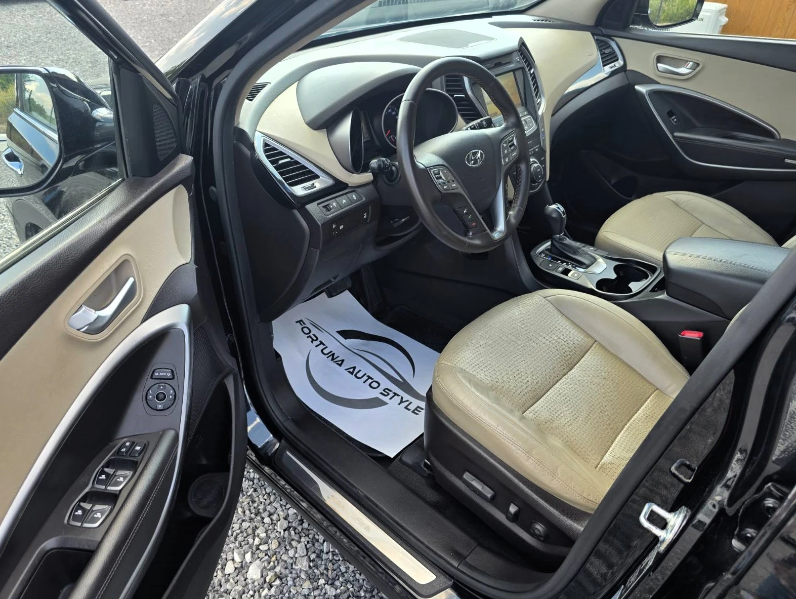 Hyundai Santa fe 2.2crdi/4WD/Automatic/Style, снимка 7 - Автомобили и джипове - 53045859