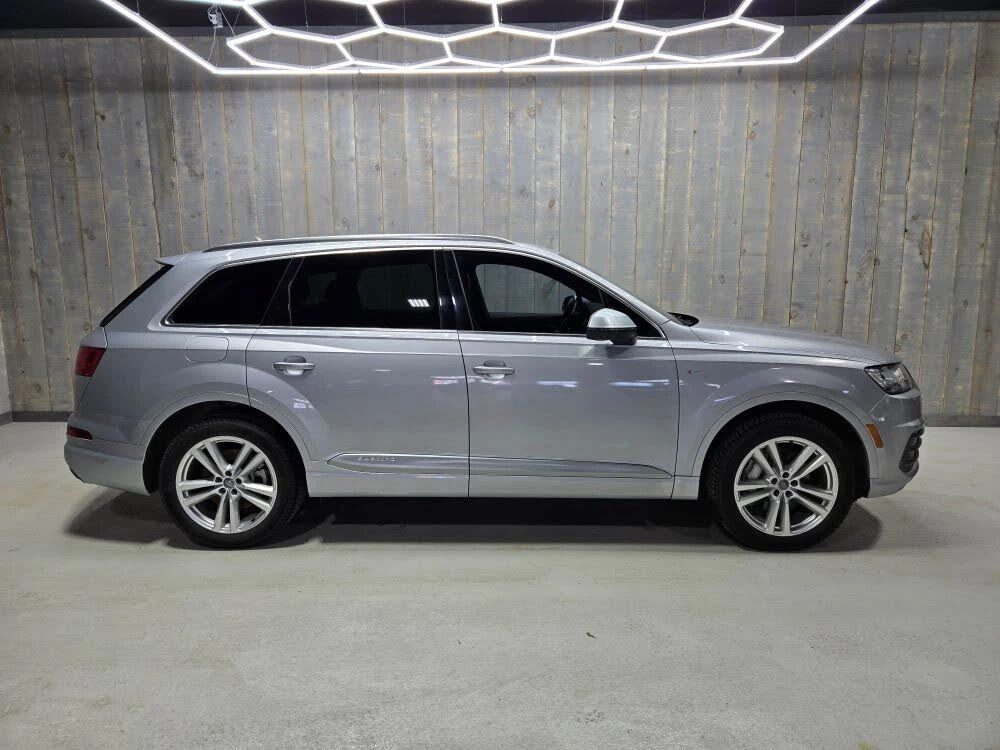 Audi Q7 3.0T* Quattro* S-Line Plus* АвтоКредит* (ЦЕНА ДО Б, снимка 2 - Автомобили и джипове - 53829050