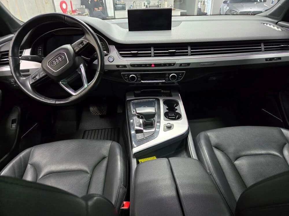 Audi Q7 3.0T* Quattro* S-Line Plus* АвтоКредит* (ЦЕНА ДО Б, снимка 7 - Автомобили и джипове - 53829050