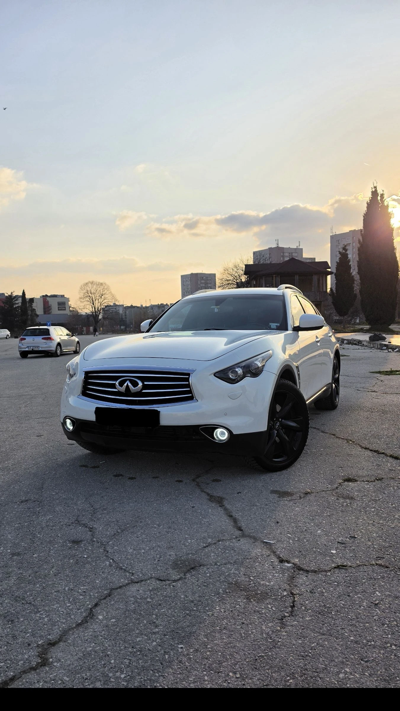 Infiniti QX70 3.0d