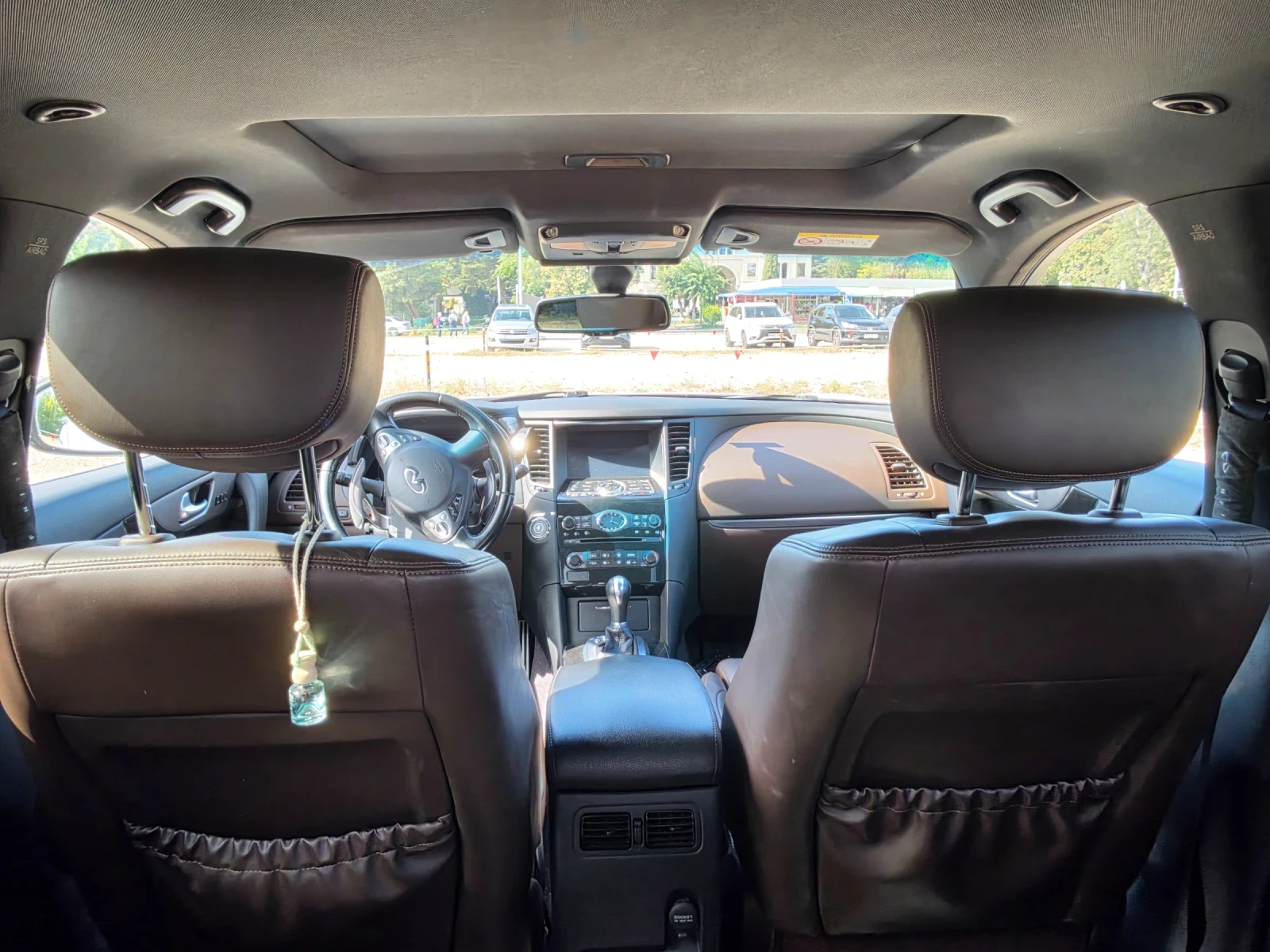 Infiniti QX70 3.0d, снимка 14 - Автомобили и джипове - 56273426