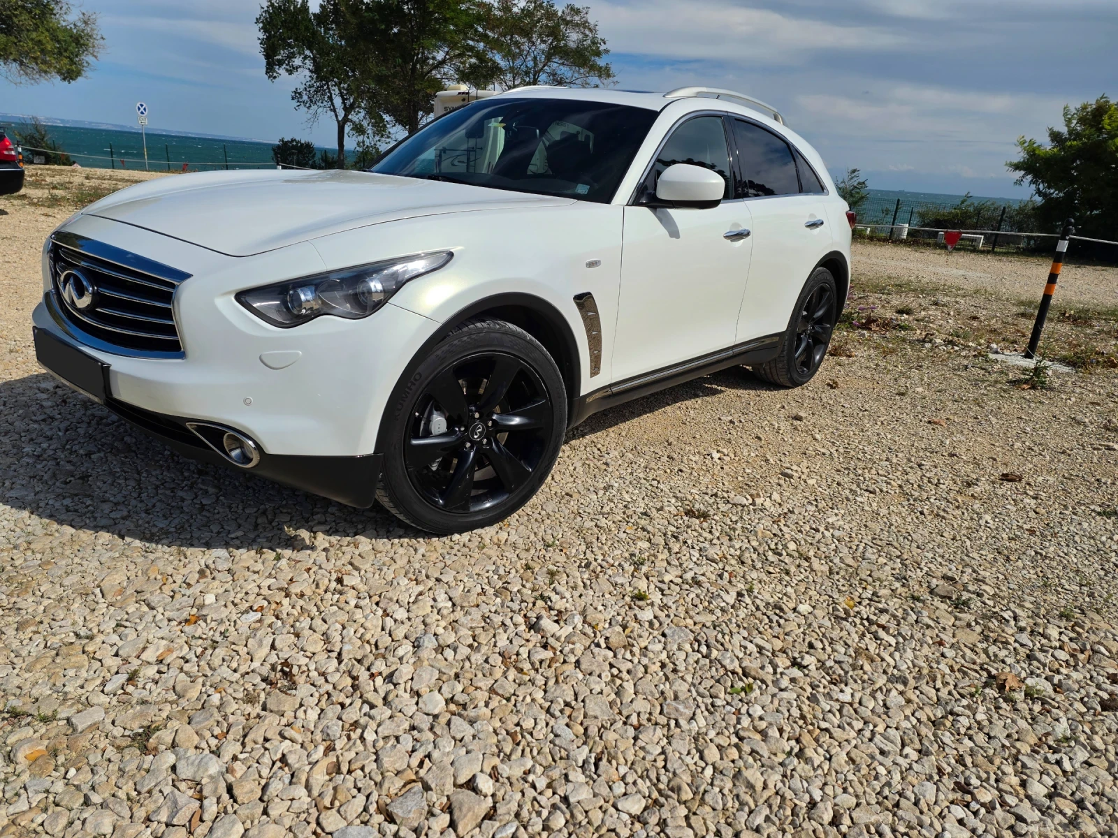 Infiniti QX70 3.0d