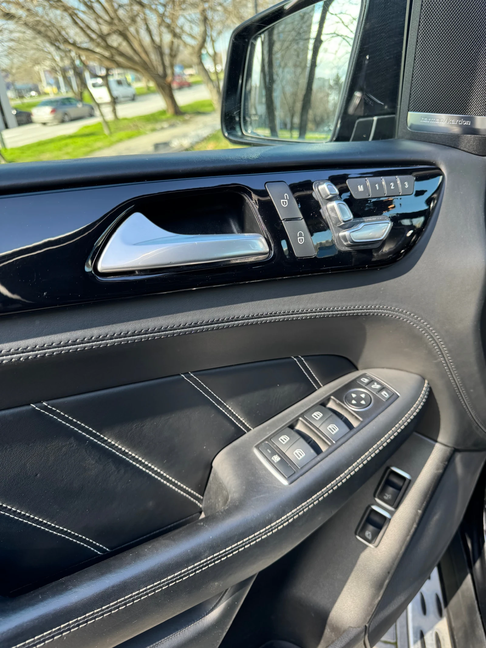 Mercedes-Benz GLE 63 S AMG, снимка 6 - Автомобили и джипове - 54383965