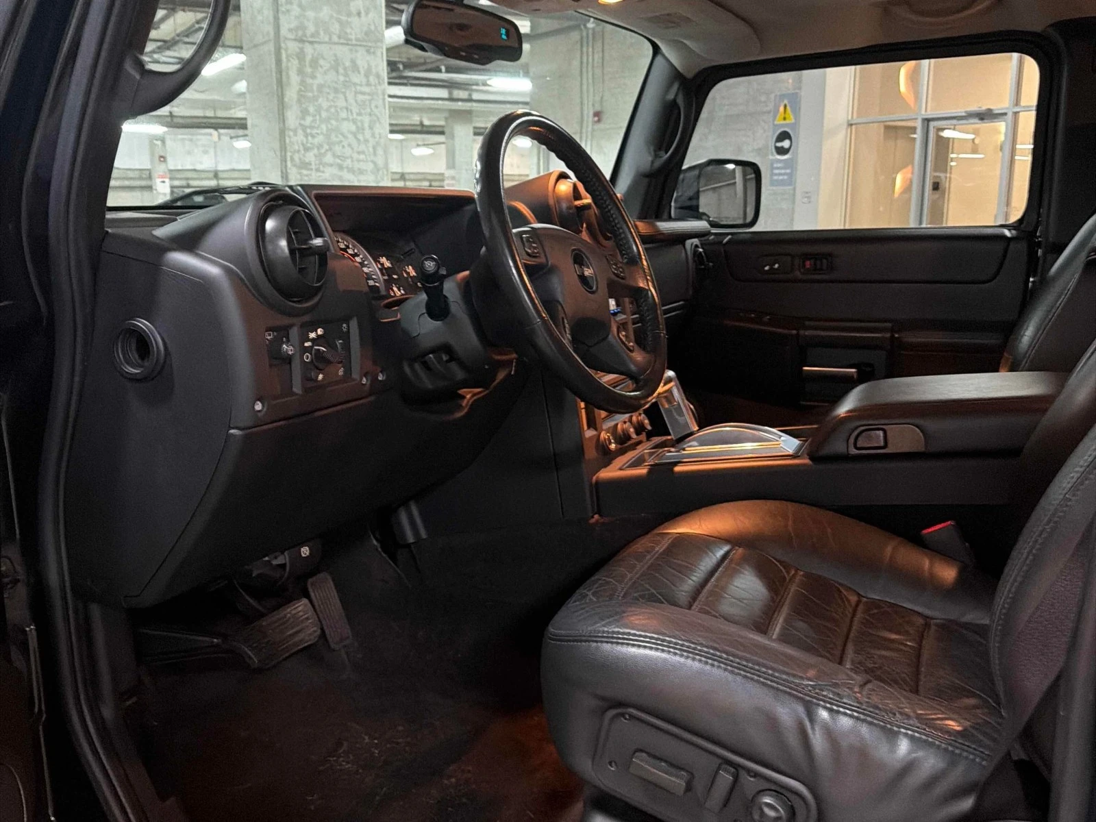 Hummer H2 2 Ключа/Памет/Подгрев/Кейлес/Камера, снимка 11 - Автомобили и джипове - 54394079