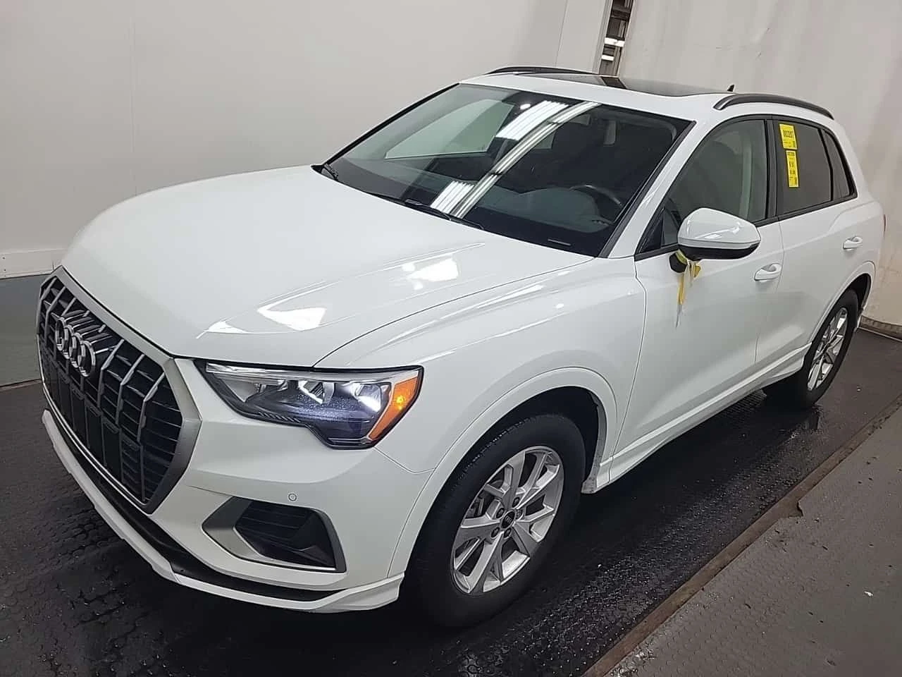 Audi Q3 Komfort /CAMERA/ПОДГРЕВИ