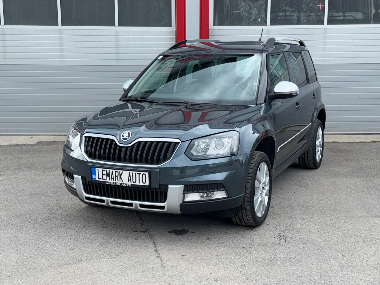 Skoda Yeti 1.2I AUTOMATIK DSG KEY LESS NAVI 360KAMERA EVRO 6B, снимка 4 - Автомобили и джипове - 54753119