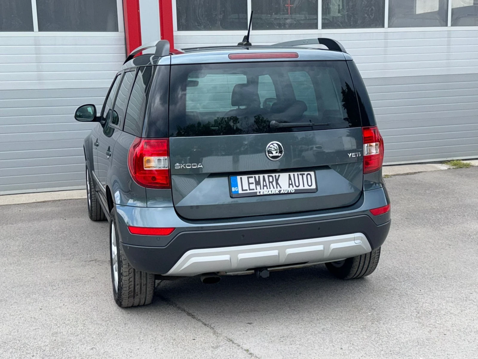 Skoda Yeti 1.2I AUTOMATIK DSG KEY LESS NAVI 360KAMERA EVRO 6B, снимка 9 - Автомобили и джипове - 54753119