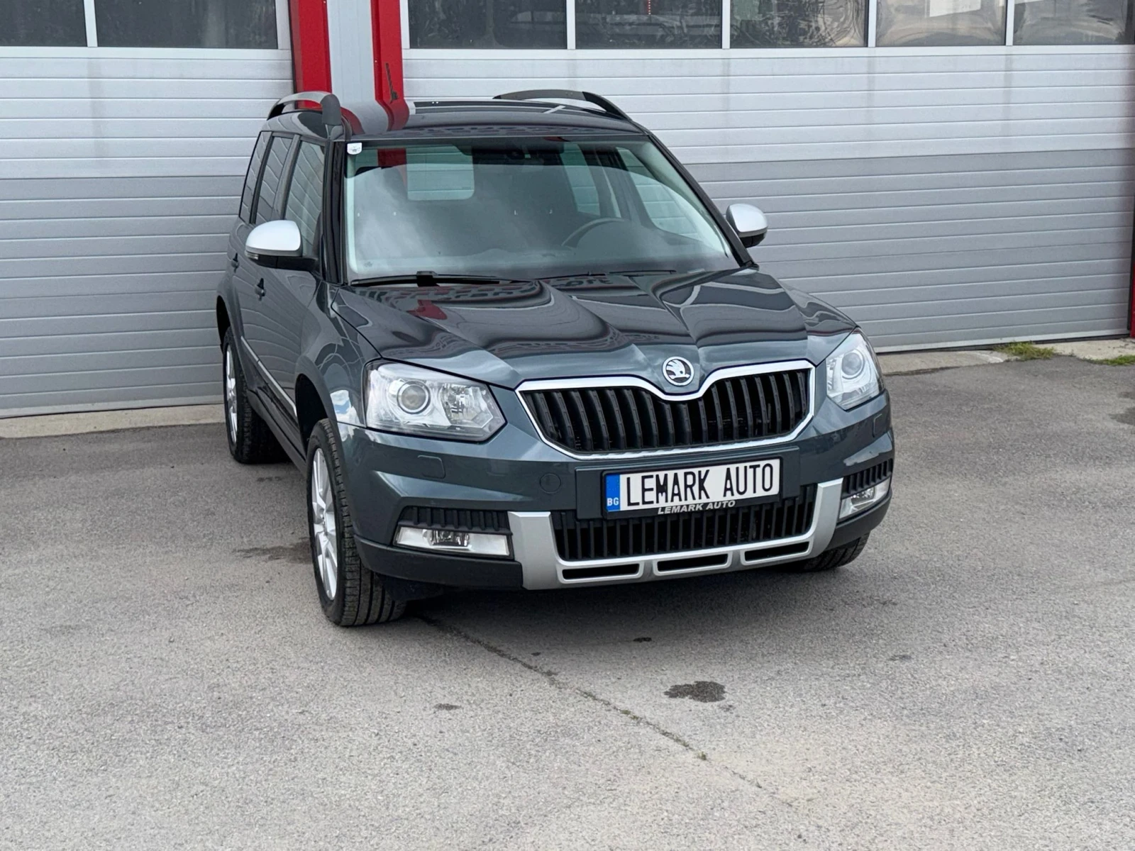 Skoda Yeti 1.2I AUTOMATIK DSG KEY LESS NAVI 360KAMERA EVRO 6B, снимка 3 - Автомобили и джипове - 54753119