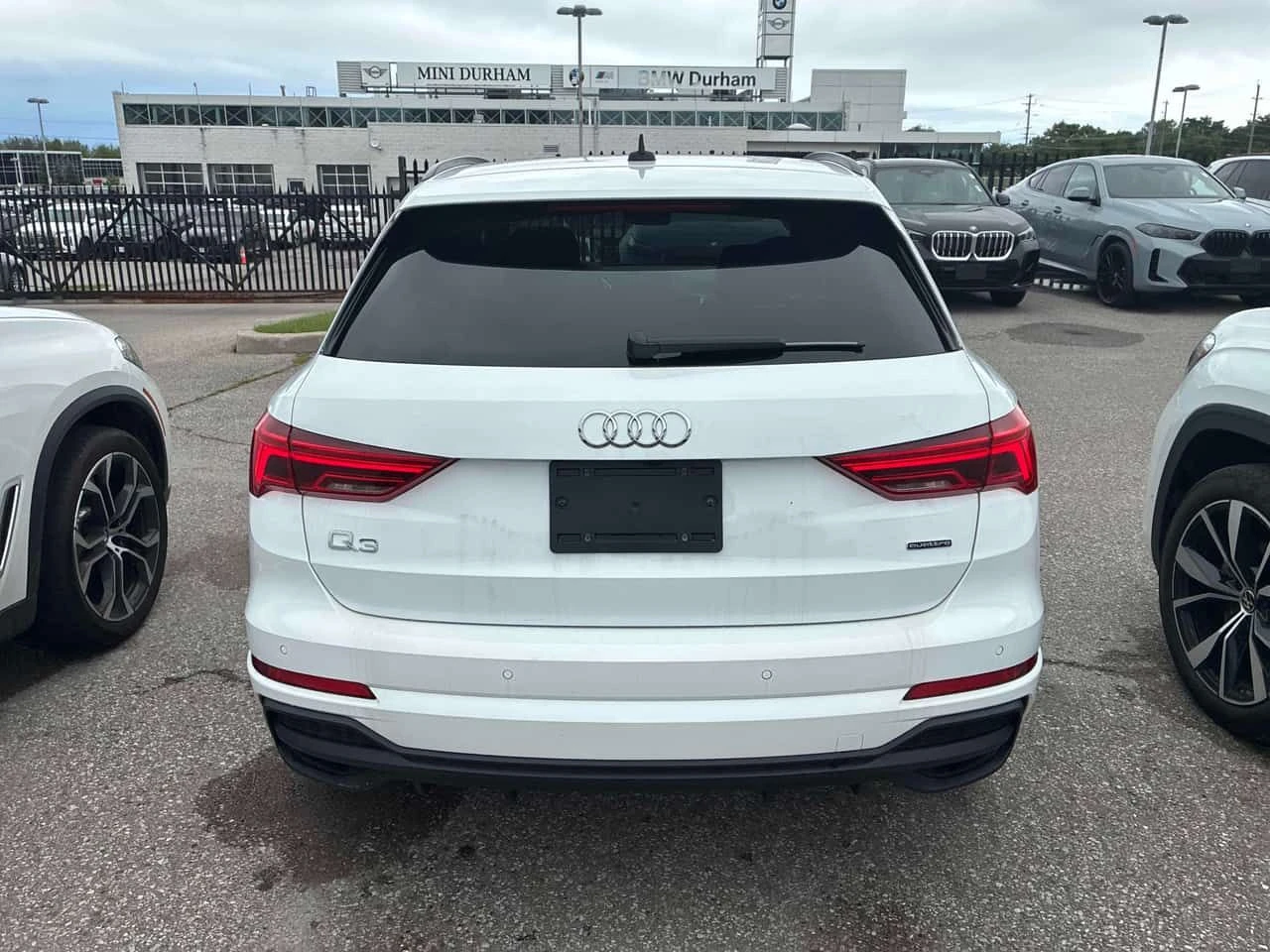 Audi Q3 Technik/ПАНОРАМА/ДИСТРОНИК/360, снимка 5 - Автомобили и джипове - 55389311