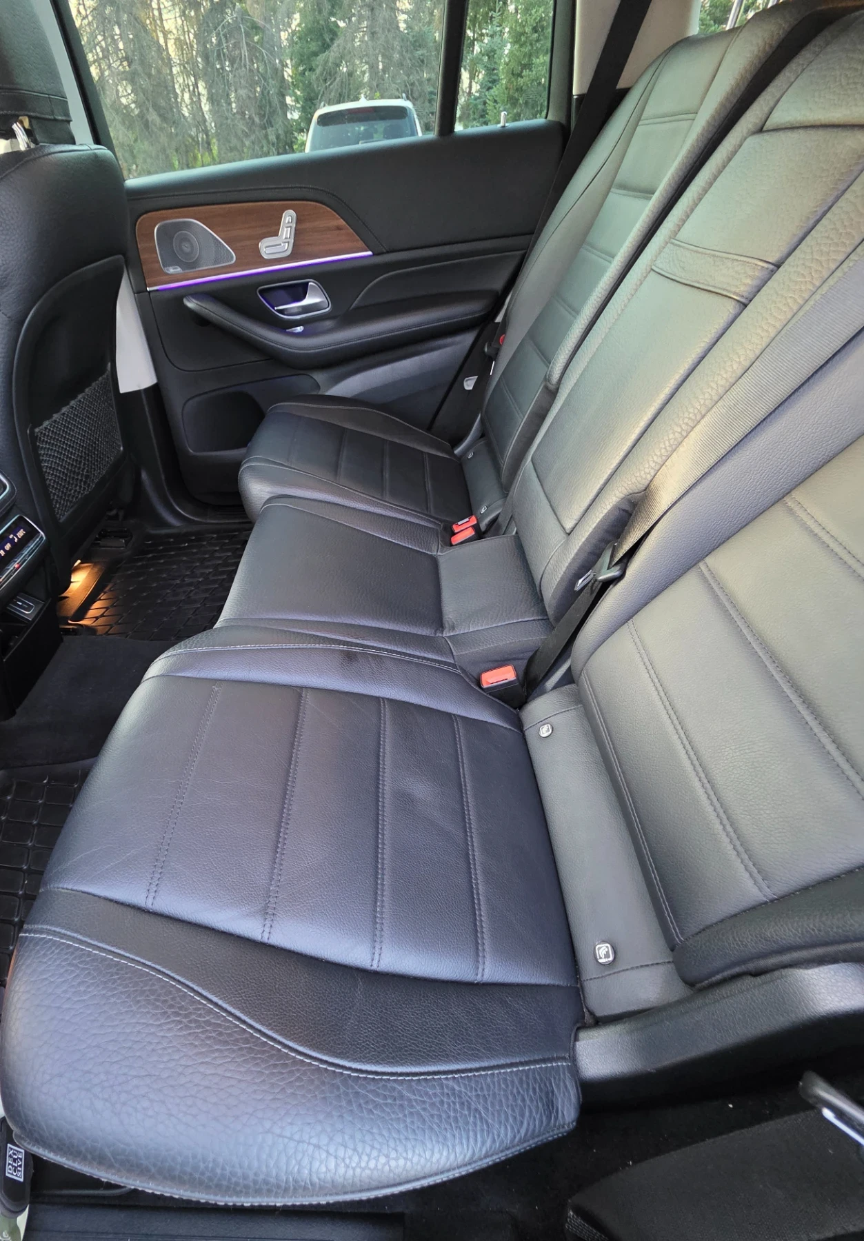 Mercedes-Benz GLS 400 330HP AMG LINE 6+ 1 360'CAM BURMESTER PANO, снимка 10 - Автомобили и джипове - 55823434