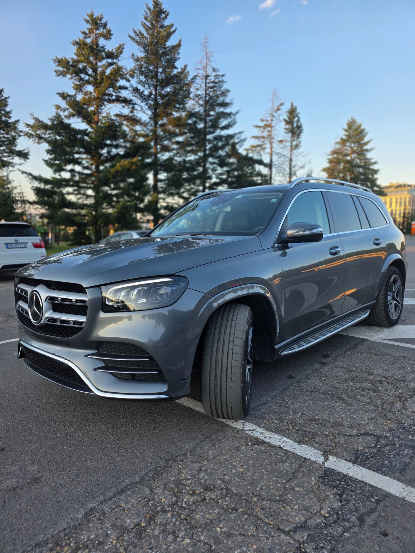 Mercedes-Benz GLS 400 330HP AMG LINE 6+ 1 360'CAM BURMESTER PANO, снимка 2 - Автомобили и джипове - 55823434