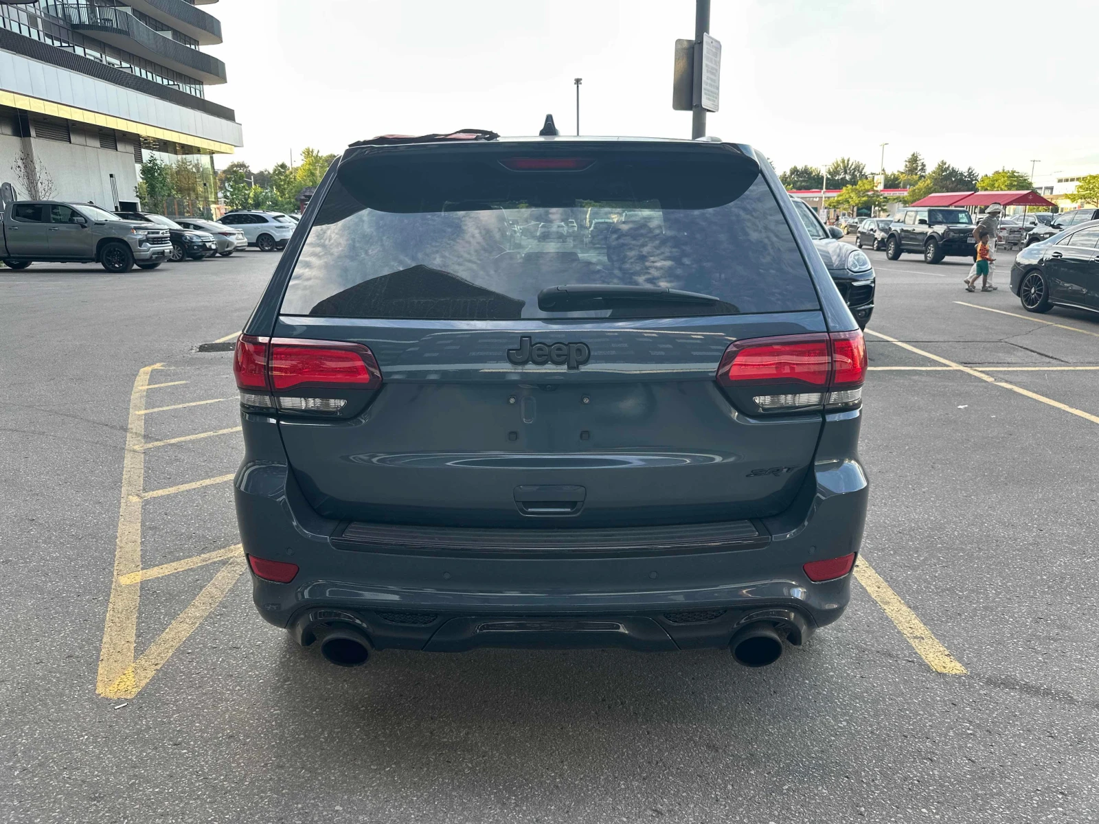 Jeep Grand cherokee * SRT * АВТОКРЕДИТ БЕЗ ПЪРВОНАЧАЛНА ВНОСКА* , снимка 4 - Автомобили и джипове - 55834436