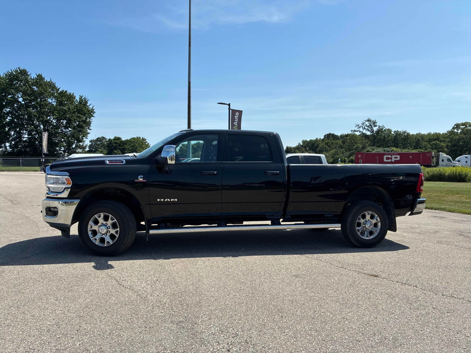 Dodge RAM 2500 * Laramie * АВТОКРЕДИТ БЕЗ ПЪРВОНАЧАЛНА ВНОСКА* , снимка 17 - Автомобили и джипове - 56139863