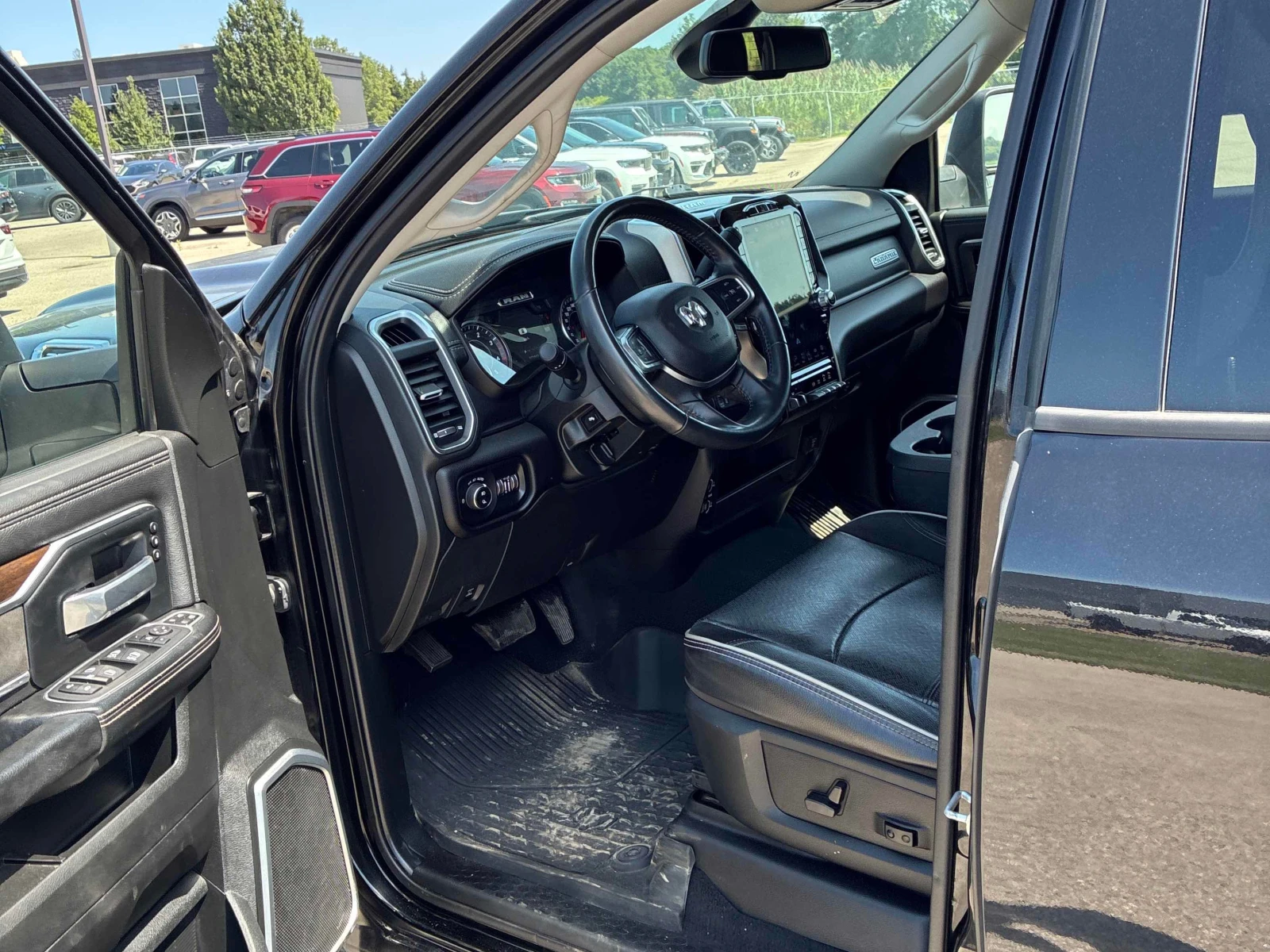 Dodge RAM 2500 * Laramie * АВТОКРЕДИТ БЕЗ ПЪРВОНАЧАЛНА ВНОСКА* , снимка 5 - Автомобили и джипове - 56139863