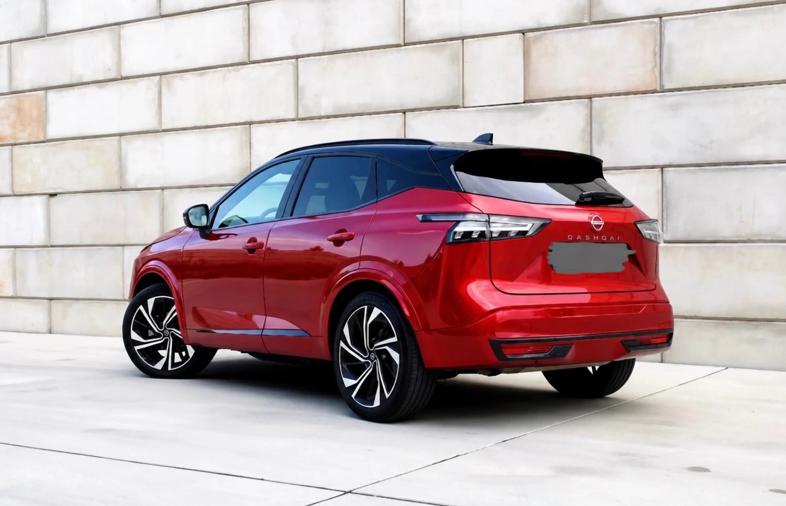 Nissan Qashqai Tekna 1.3 DIG-T Mild Hybrid 158HP Automatic 4x4, снимка 3 - Автомобили и джипове - 56230863